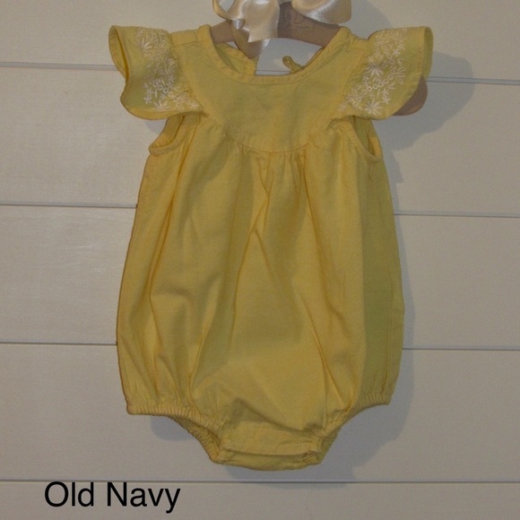 Old Navy bubble - Picture 1 of 1